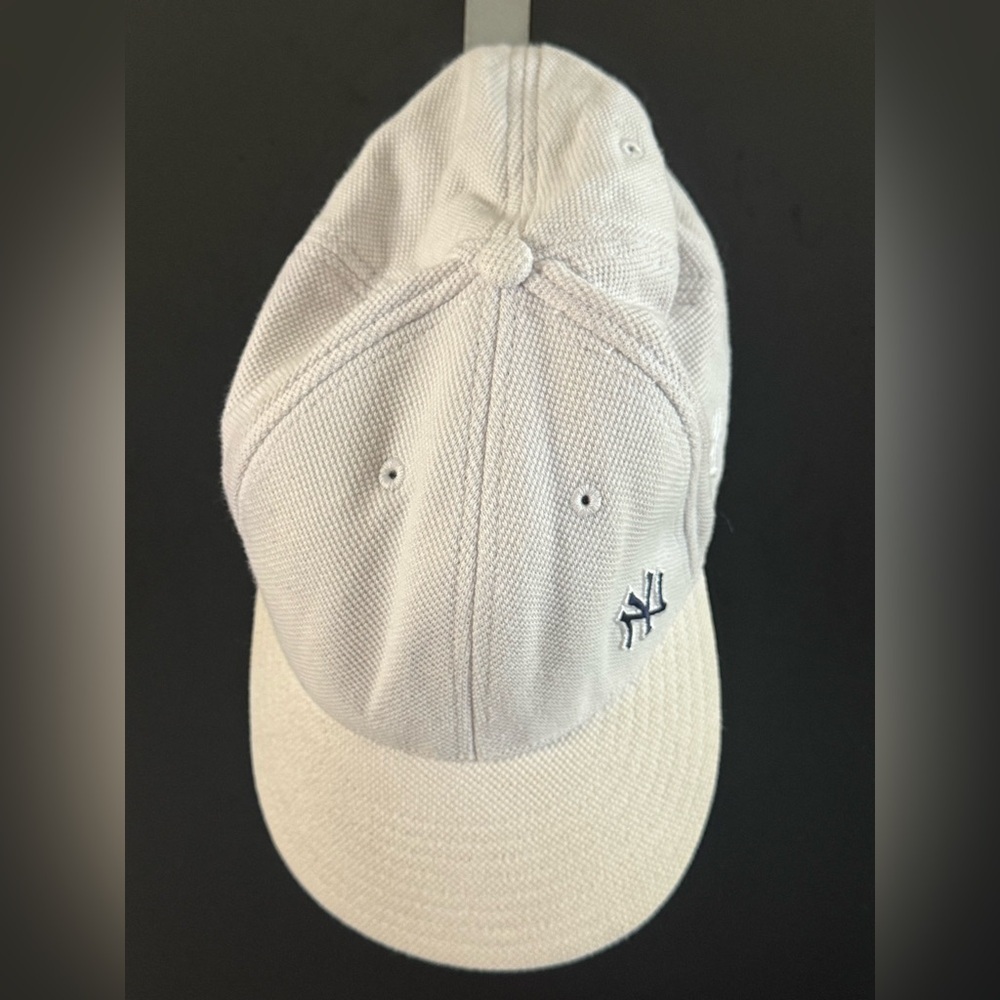 New York Yankees Hat New Era Cap 7 1/4 Light White 59Fifty Fitted Baseball MLB
